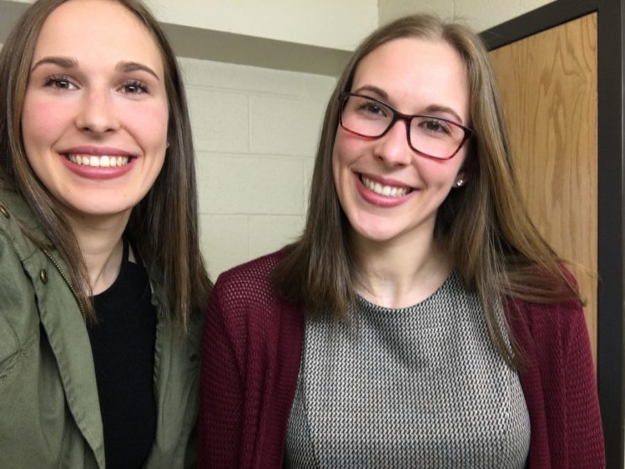 Senior twin sisters reflect on volleyball, college life 