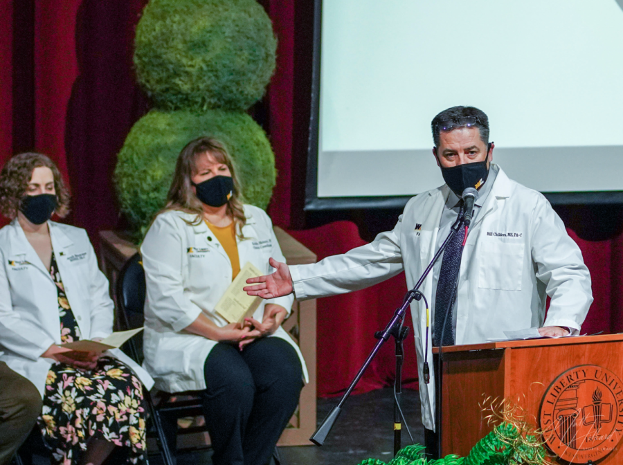 Physician Assistant program presents first-year students with white coats