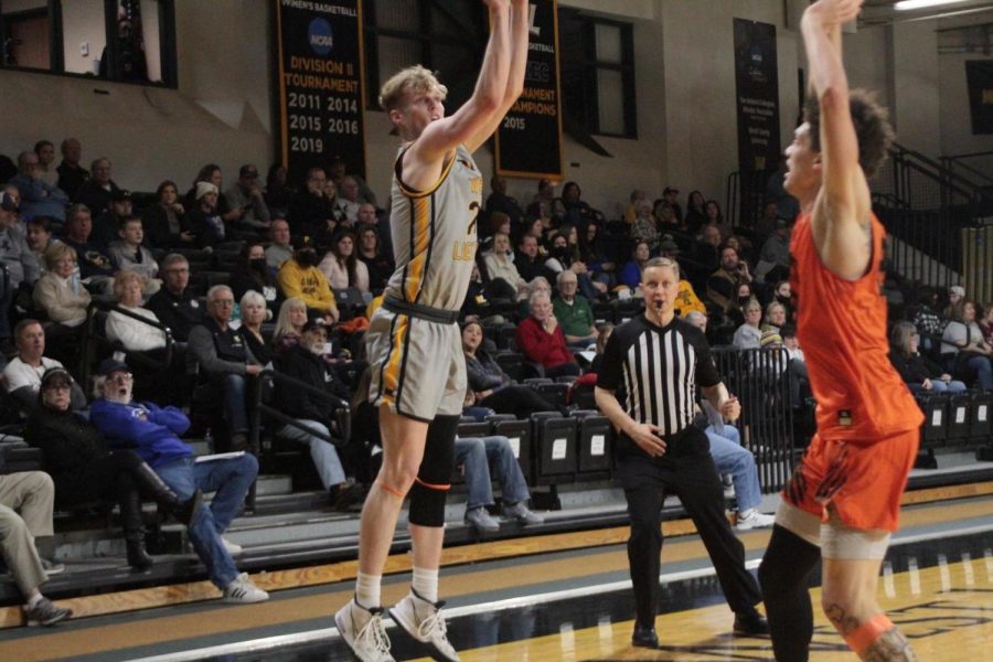 West Liberty Men’s Basketball ranked 7th in the Nation