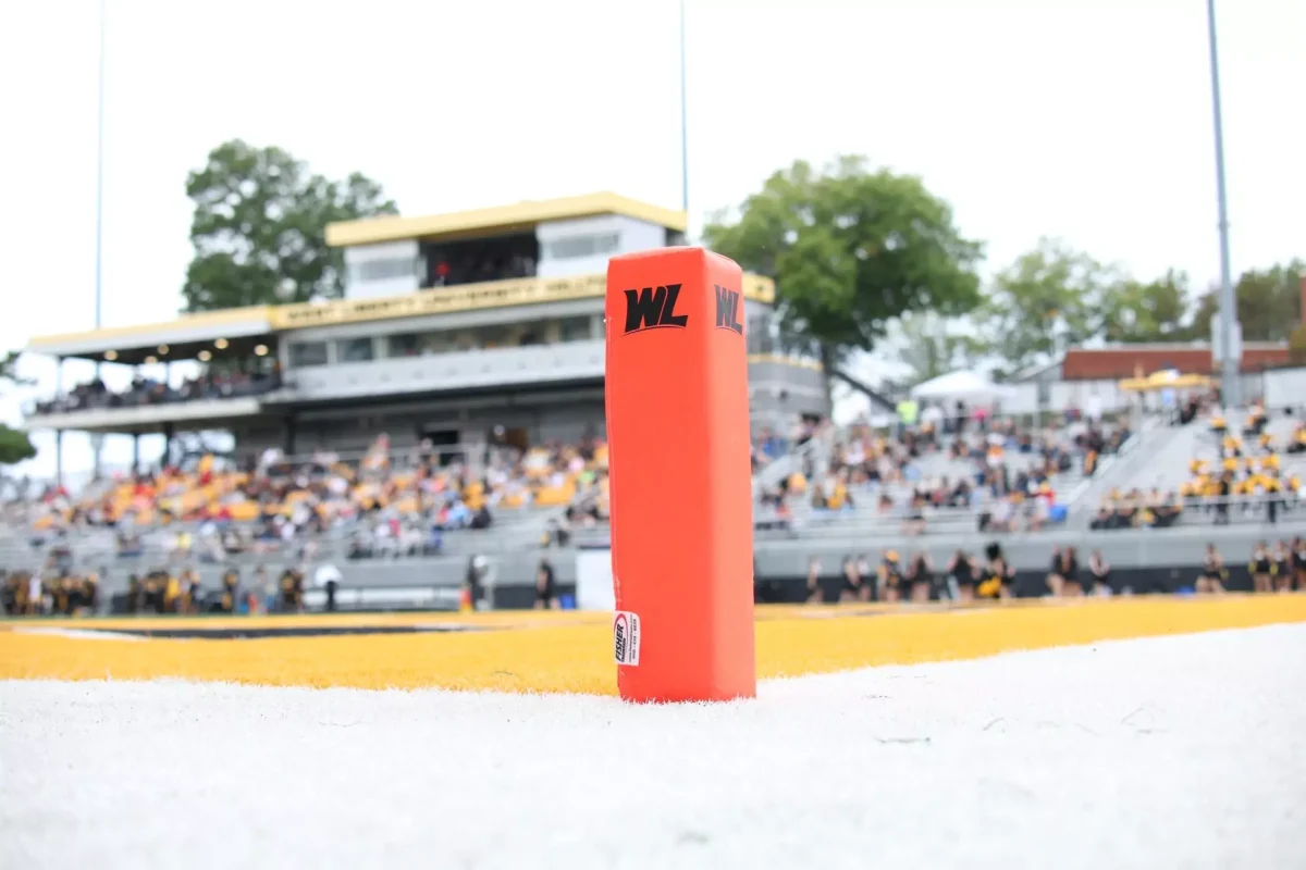 Hilltoppers Fall Short in Homecoming Thriller